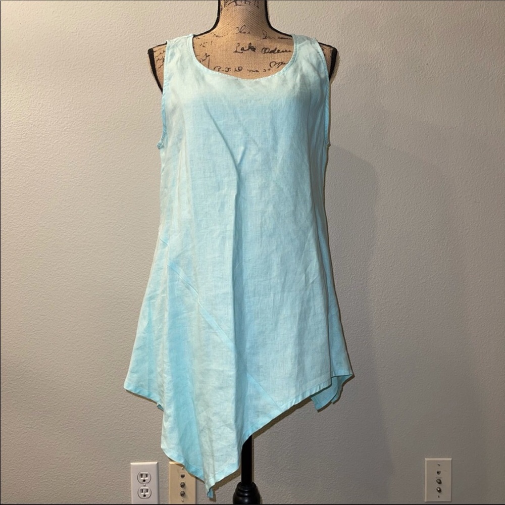 For Cynthia Sleeveless Asymmetrical Linen Top